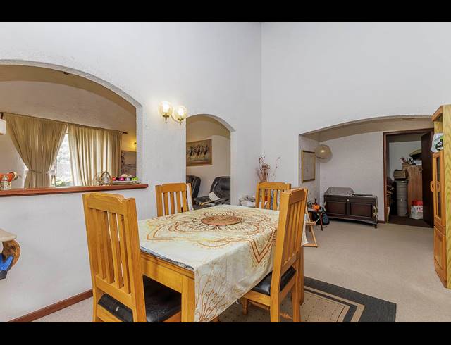 6 BEDROOM HOUSE FOR SALE IN WESTVILLE